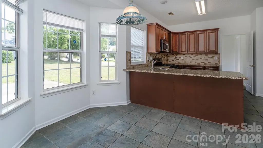 11807 Song Sparrow Lane Charlotte NC 28269
