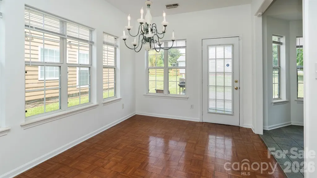 11807 Song Sparrow Lane Charlotte NC 28269
