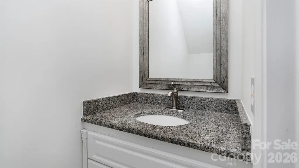 11807 Song Sparrow Lane Charlotte NC 28269