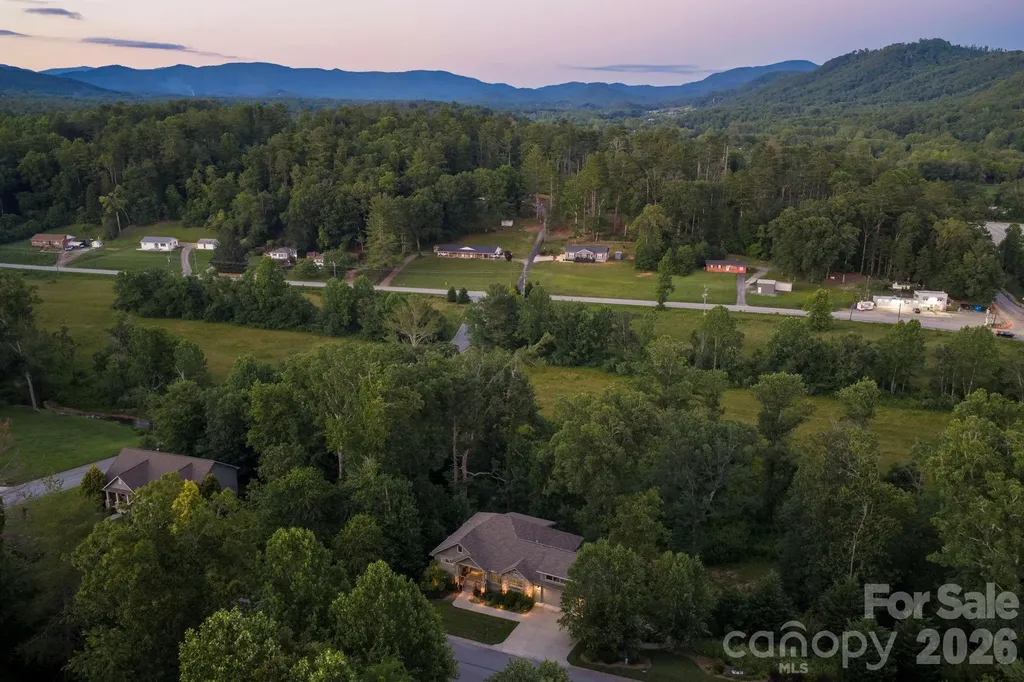 121 Still Water Lane Fletcher NC 28732