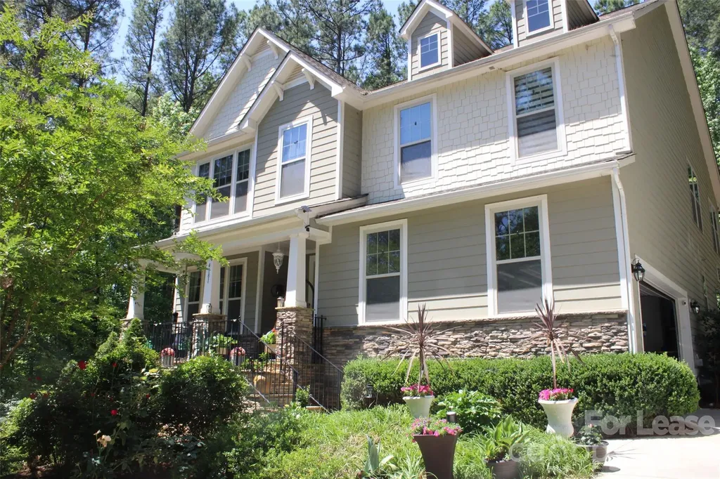 4181 Palm Drive Denver NC 28037