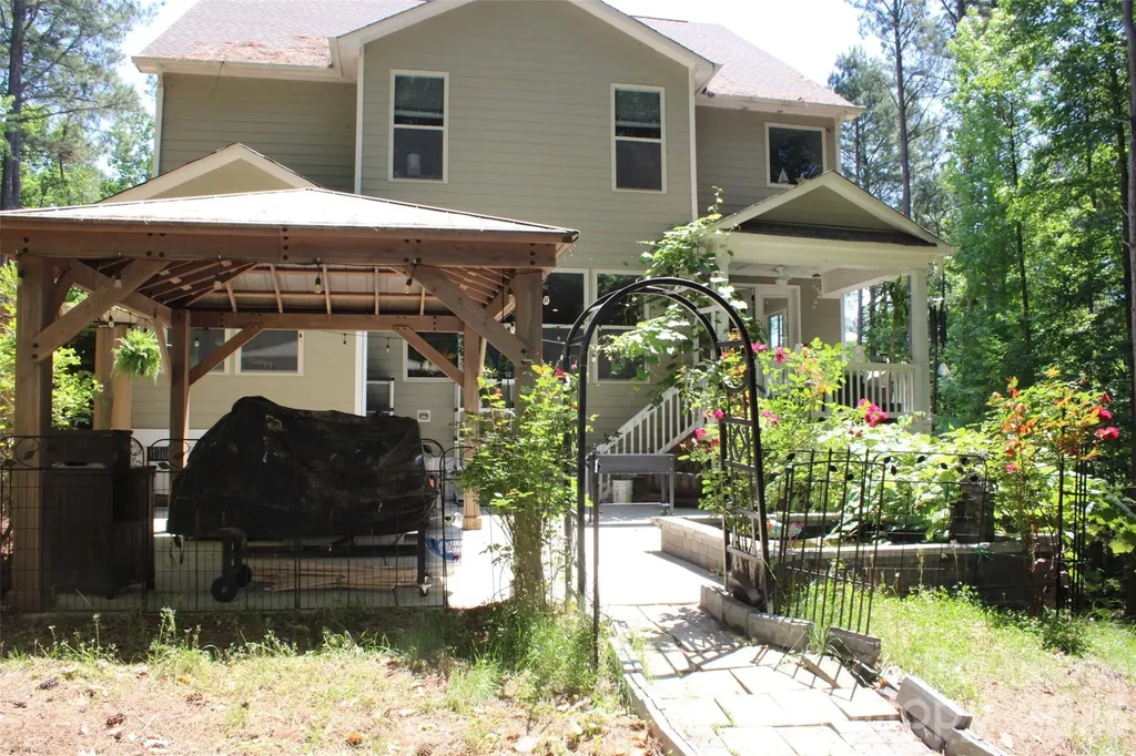 4181 Palm Drive Denver NC 28037