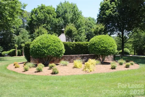 4181 Palm Drive Denver NC 28037