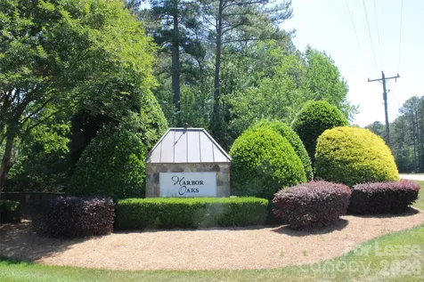 4181 Palm Drive Denver NC 28037