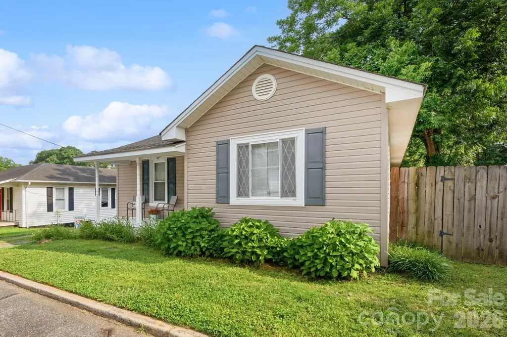 497 Washington Street Cramerton NC 28032
