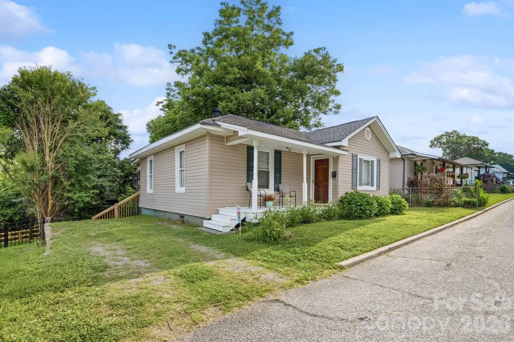 497 Washington Street Cramerton NC 28032