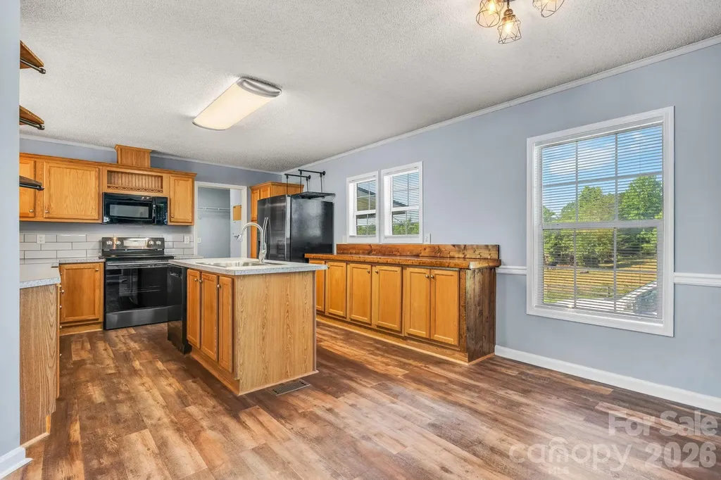 3015 Farm Pond Lane Granite Falls NC 28630