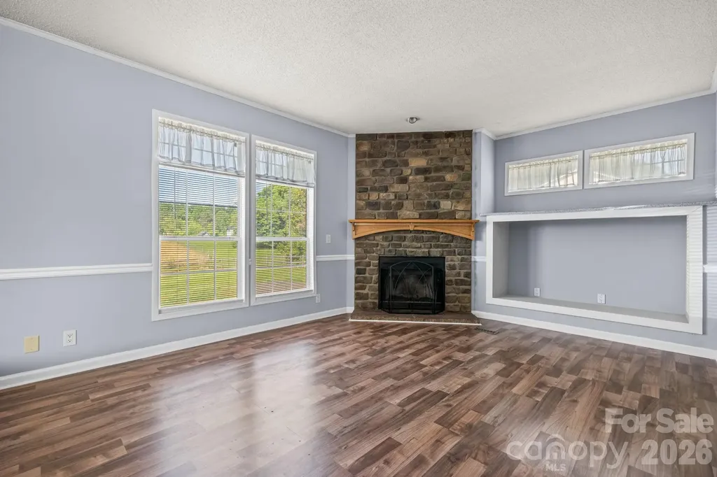 3015 Farm Pond Lane Granite Falls NC 28630
