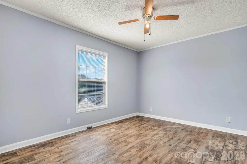 3015 Farm Pond Lane Granite Falls NC 28630