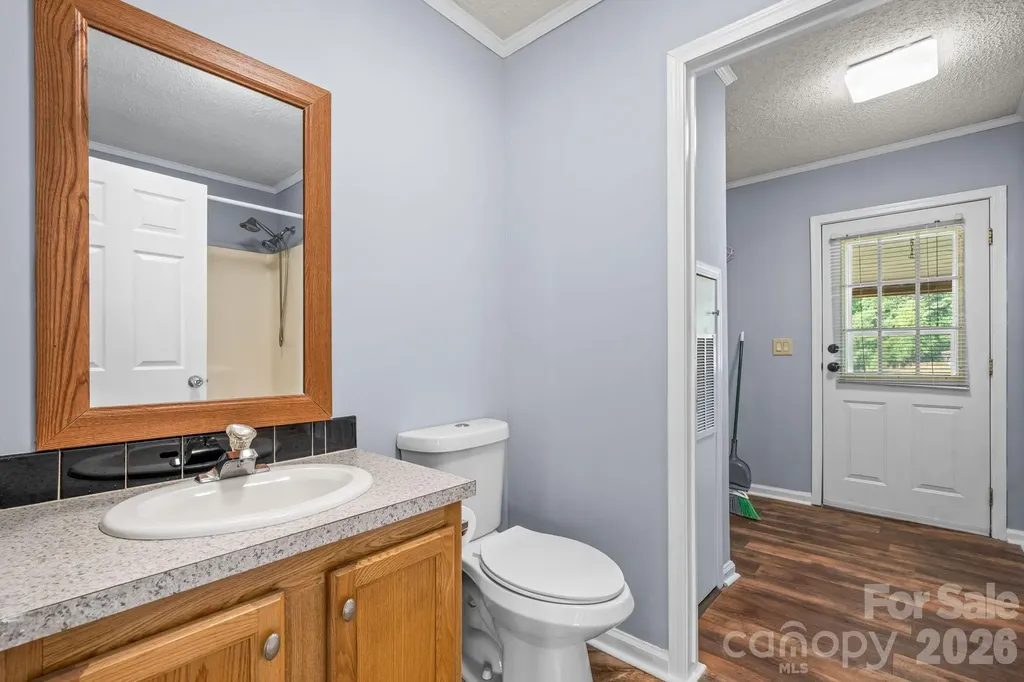 3015 Farm Pond Lane Granite Falls NC 28630