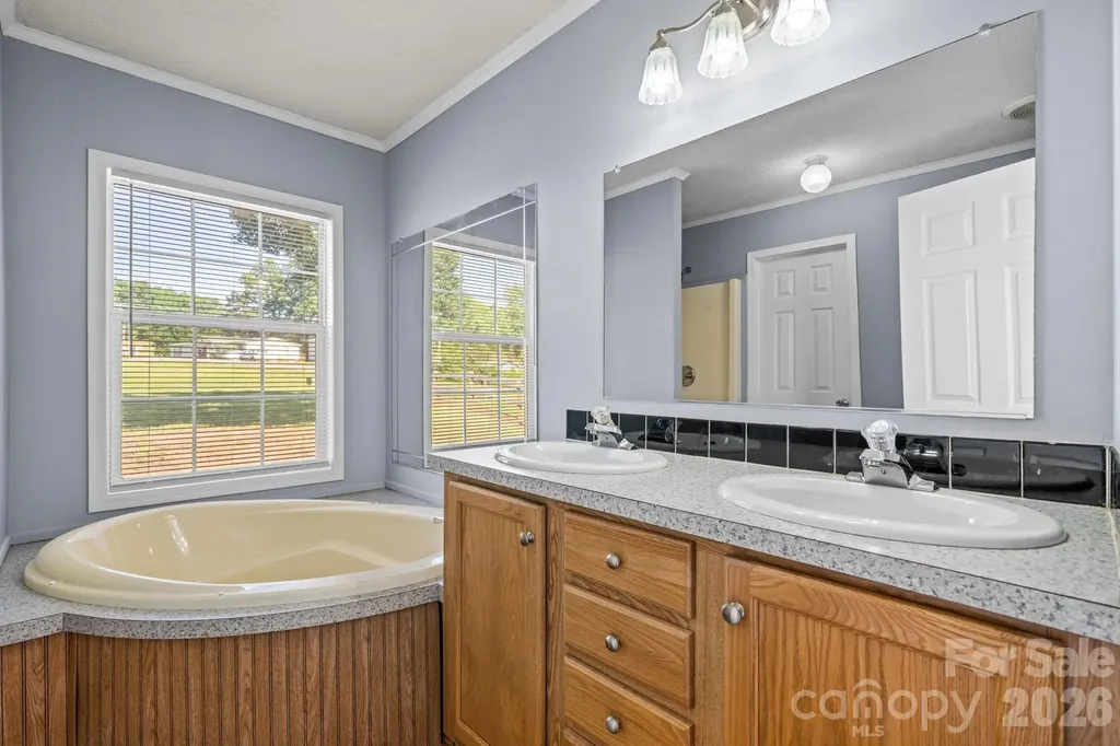 3015 Farm Pond Lane Granite Falls NC 28630
