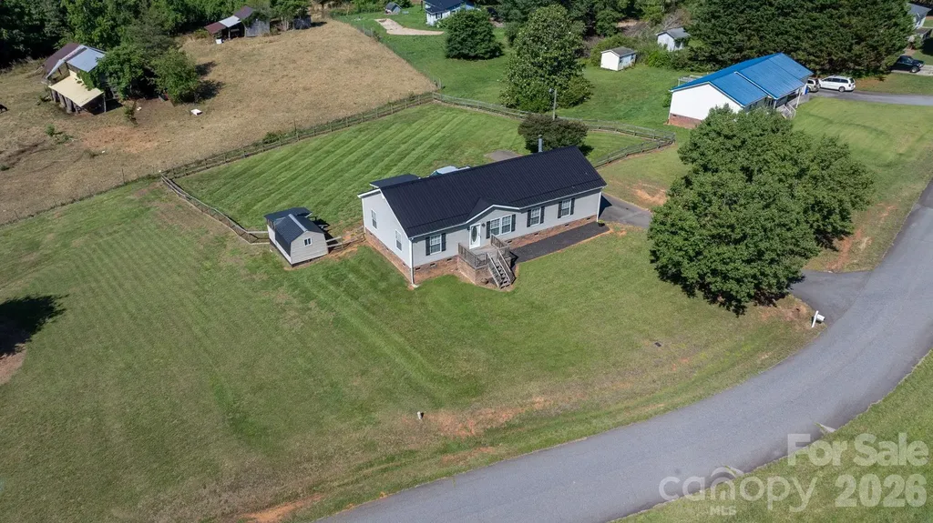 3015 Farm Pond Lane Granite Falls NC 28630