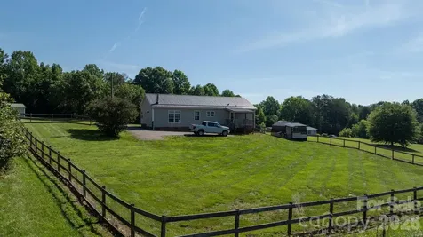 3015 Farm Pond Lane Granite Falls NC 28630