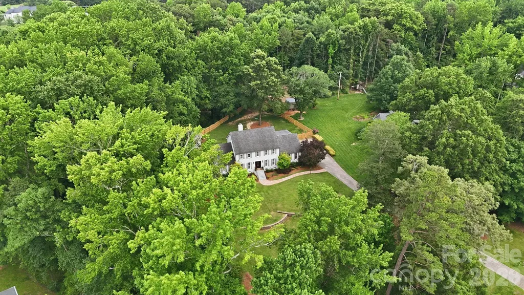 2516 Greenbrook Parkway Matthews NC 28104