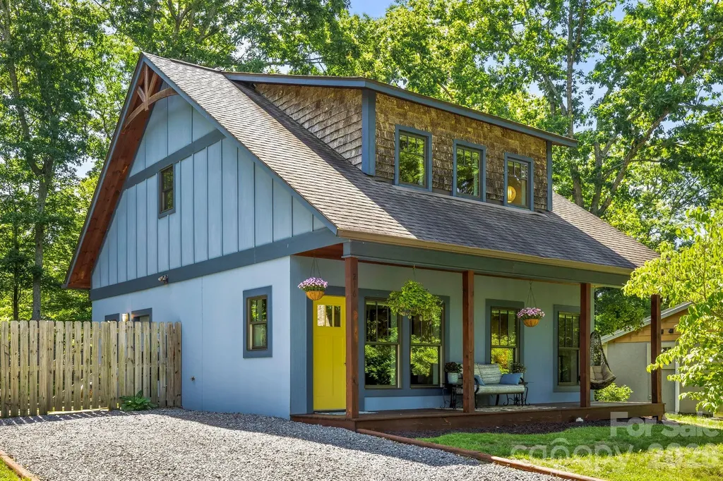 216 Hiawassee Avenue Black Mountain NC 28711