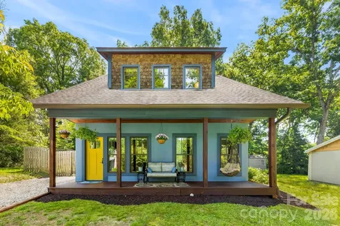 216 Hiawassee Avenue Black Mountain NC 28711