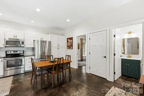 216 Hiawassee Avenue Black Mountain NC 28711