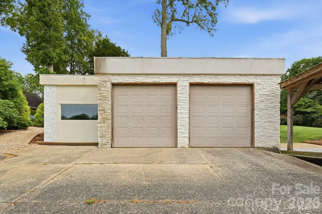 7272 Lynbrook Circle Denver NC 28037