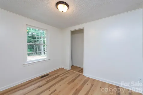 215 Merchant Street Asheville NC 28803