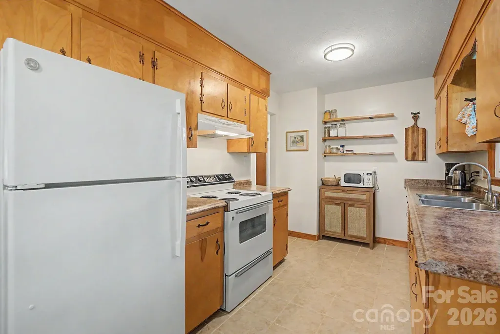 53 Merion Drive Asheville NC 28806