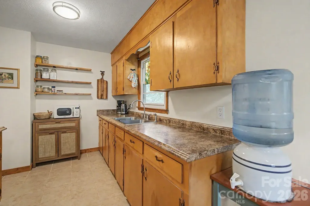 53 Merion Drive Asheville NC 28806