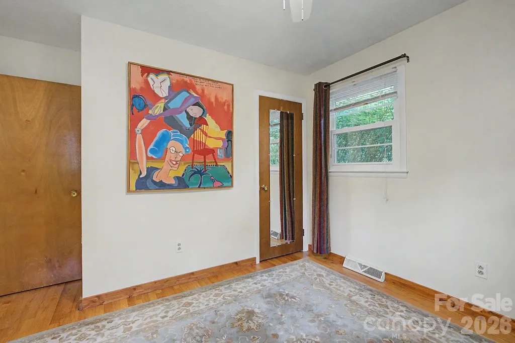 53 Merion Drive Asheville NC 28806