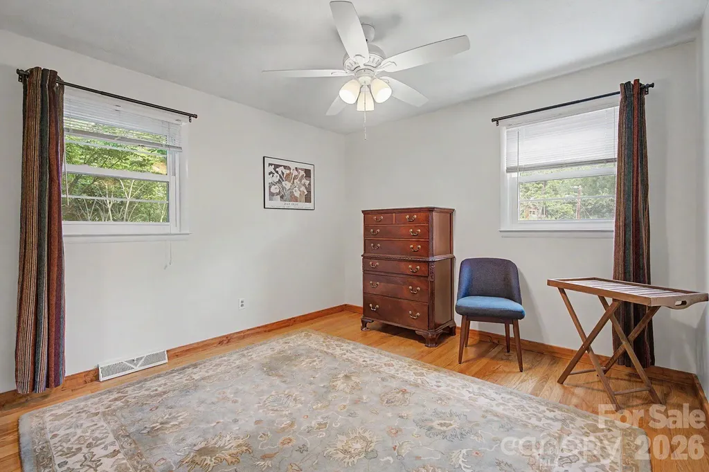 53 Merion Drive Asheville NC 28806