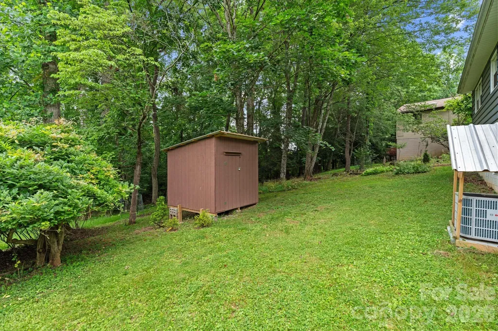 53 Merion Drive Asheville NC 28806