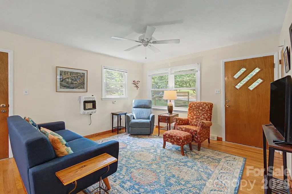 53 Merion Drive Asheville NC 28806