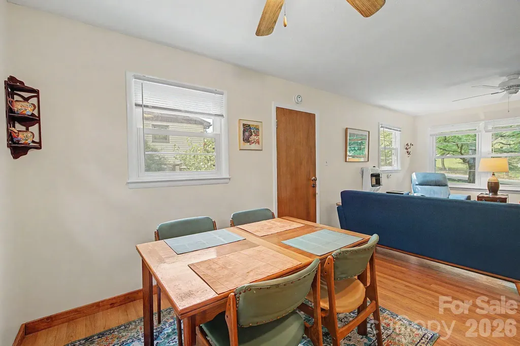 53 Merion Drive Asheville NC 28806