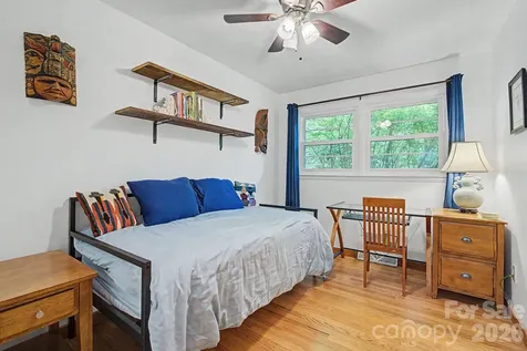 53 Merion Drive Asheville NC 28806