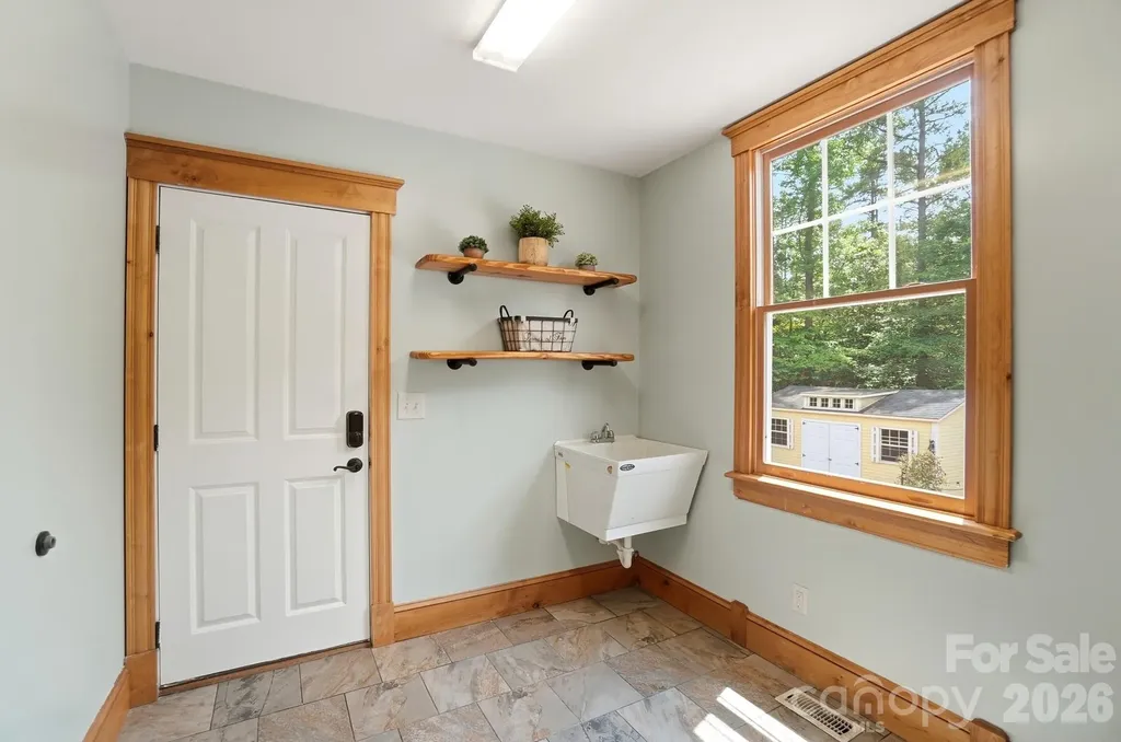 512 Pump Jack Way Waxhaw NC 28173