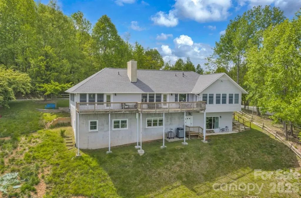 784 Alpine Drive Seven Devils NC 28604