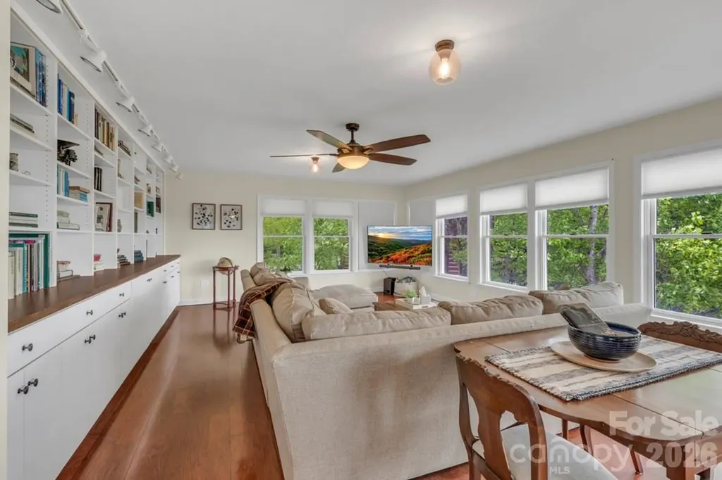 784 Alpine Drive Seven Devils NC 28604