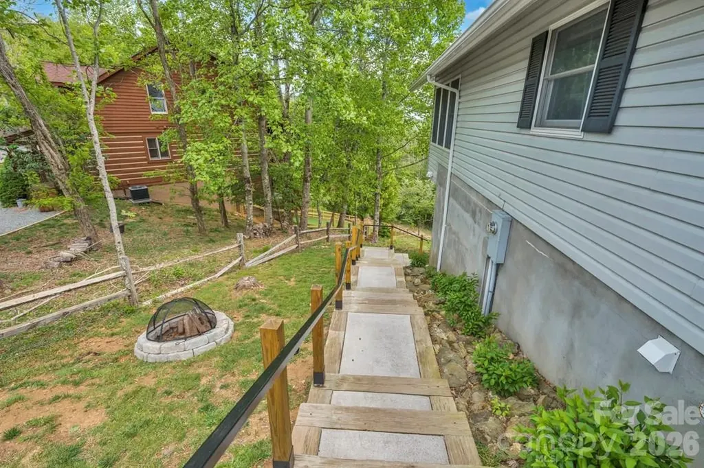 784 Alpine Drive Seven Devils NC 28604
