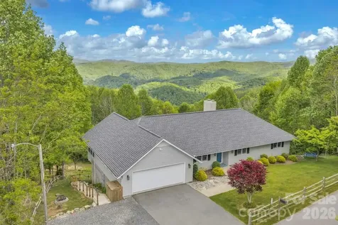 784 Alpine Drive Seven Devils NC 28604