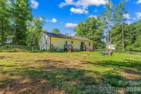 17 Windy Acres Drive Hendersonville NC 28792