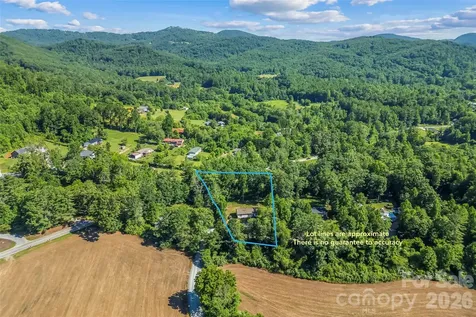 17 Windy Acres Drive Hendersonville NC 28792