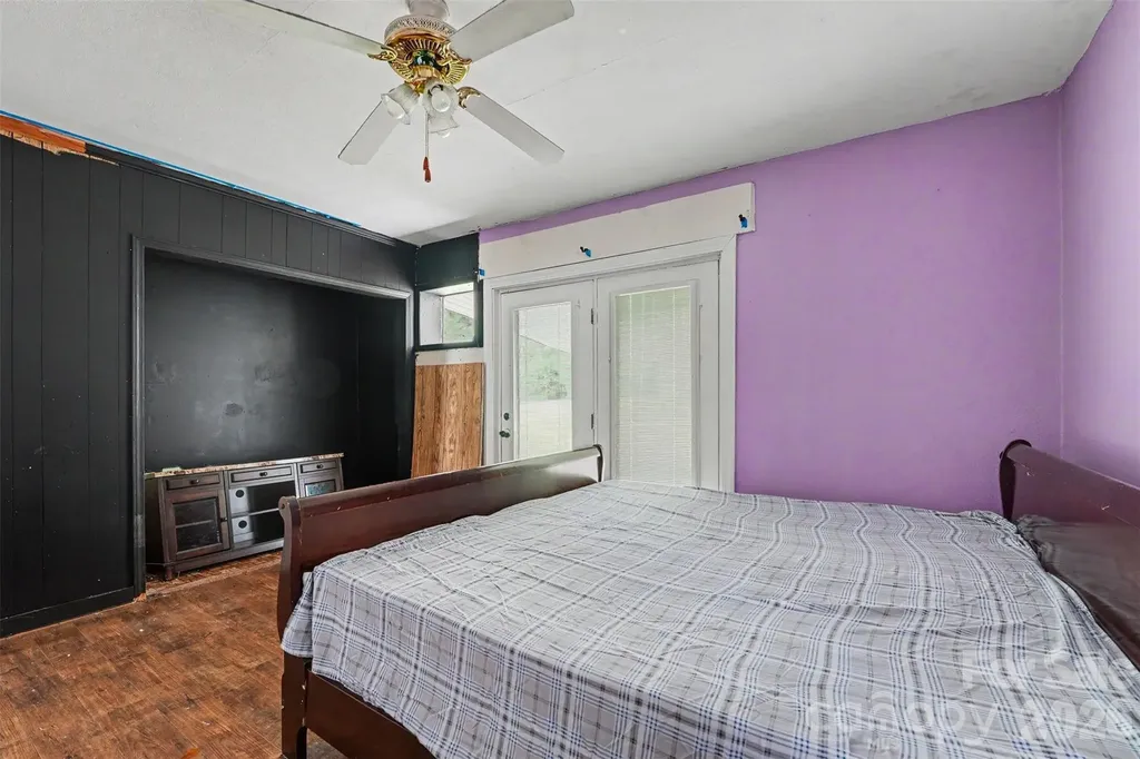517 N Carolina Avenue Maiden NC 28650