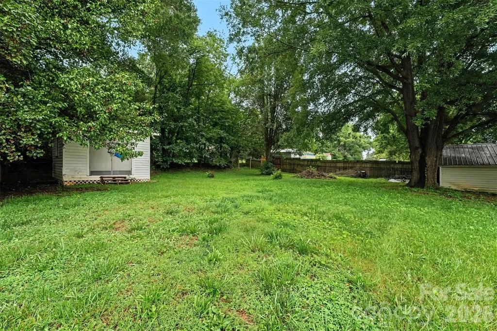 517 N Carolina Avenue Maiden NC 28650