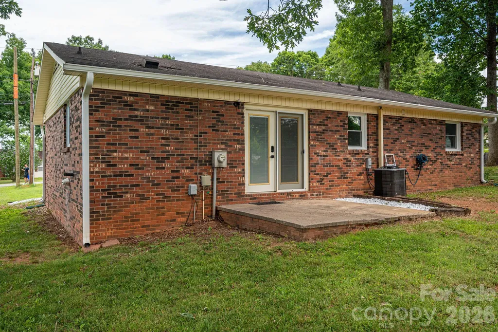 363 Don Mcginnis Road Lincolnton NC 28092
