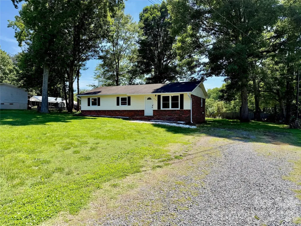 363 Don Mcginnis Road Lincolnton NC 28092