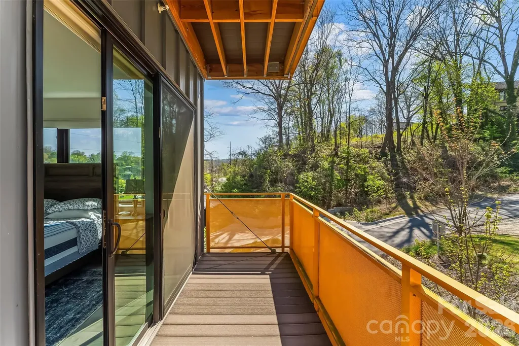 68 Craven Street Asheville NC 28806