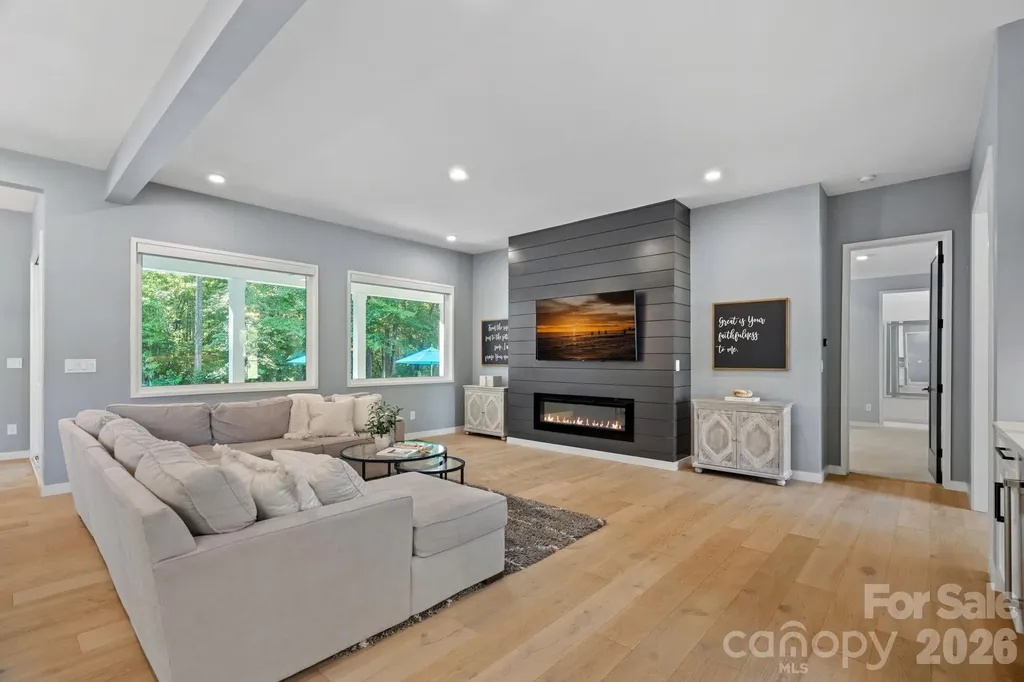15600 Huntingtowne Village Road Huntersville NC 28078
