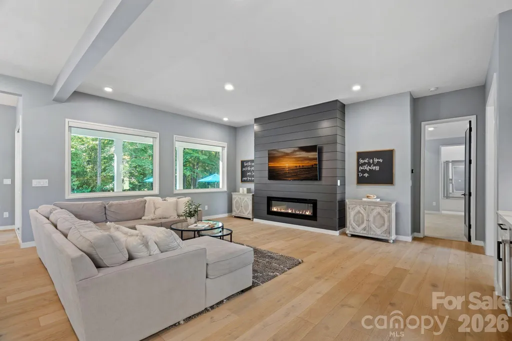 15600 Huntingtowne Village Road Huntersville NC 28078