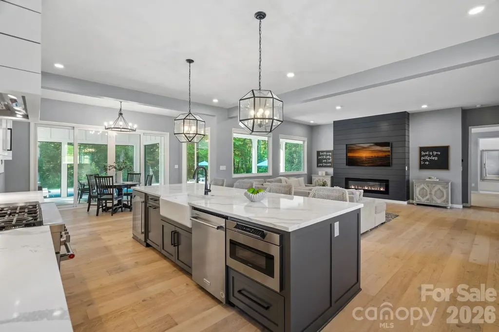 15600 Huntingtowne Village Road Huntersville NC 28078