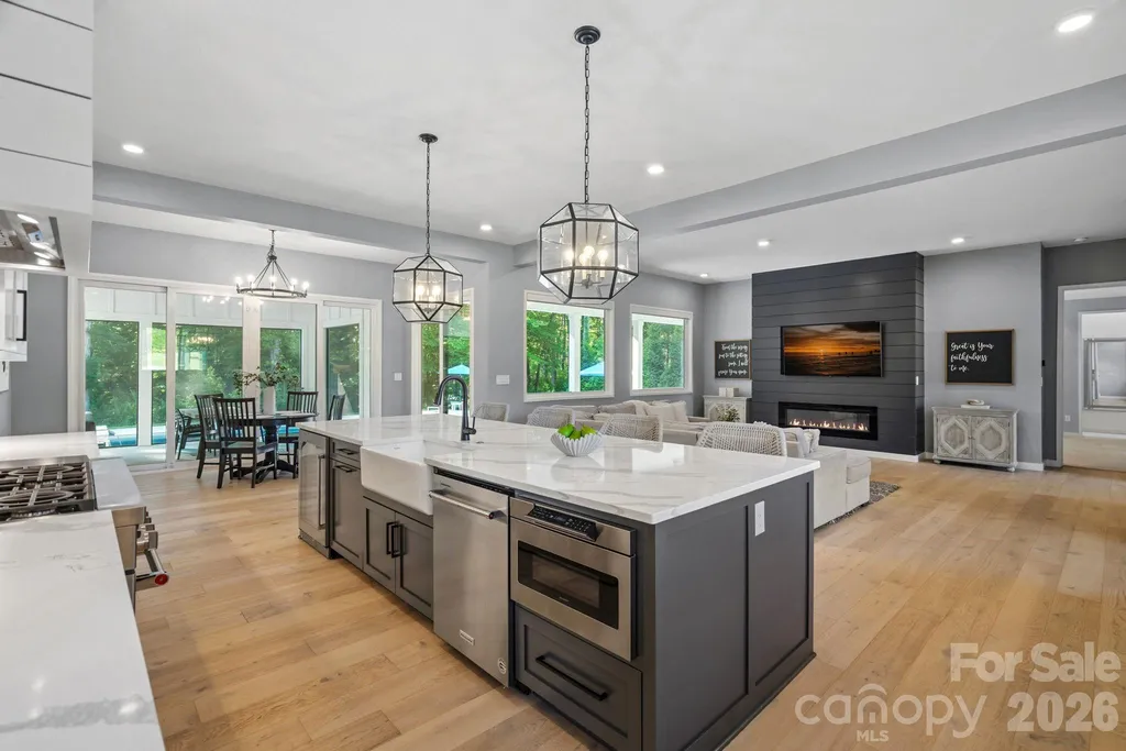 15600 Huntingtowne Village Road Huntersville NC 28078