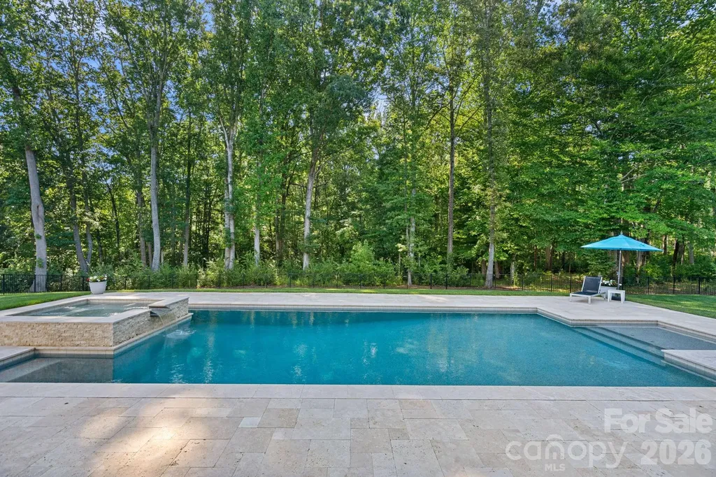 15600 Huntingtowne Village Road Huntersville NC 28078