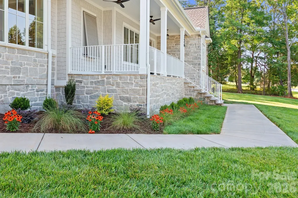 126 Manorly Lane Mooresville NC 28115