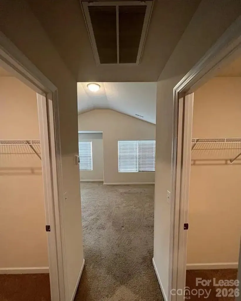6112 Purbeck Way Charlotte NC 28215